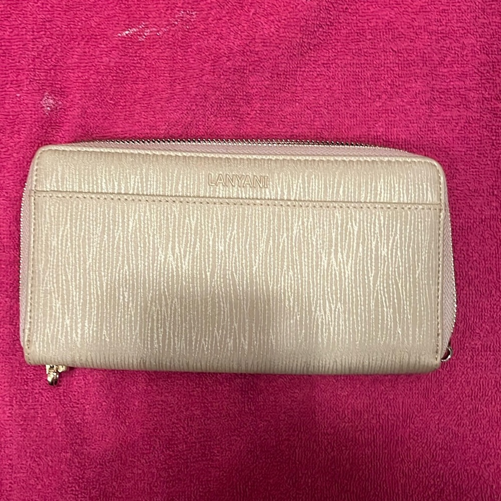 Women’s wallet